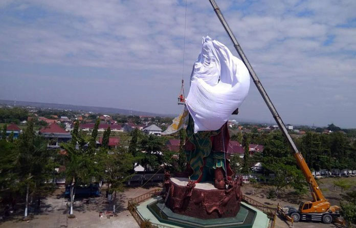 Patung Guan Yu di Tuban yang Ditutupi Kain Putih Disorot Dunia